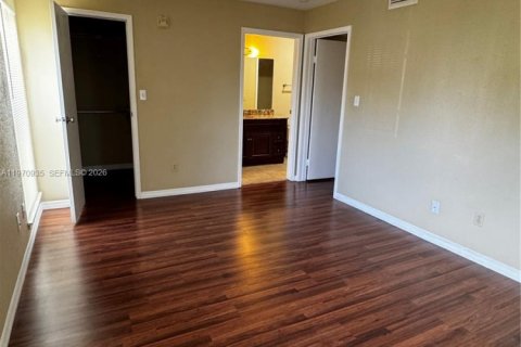 Apartment in Coral Springs, Florida 1 bedroom, 88.26 sq.m. № 2041174 - photo 14