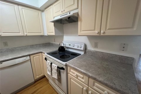 Condominio en alquiler en Punta Gorda, Florida, 2 dormitorios, 86.58 m2 № 1915820 - foto 5