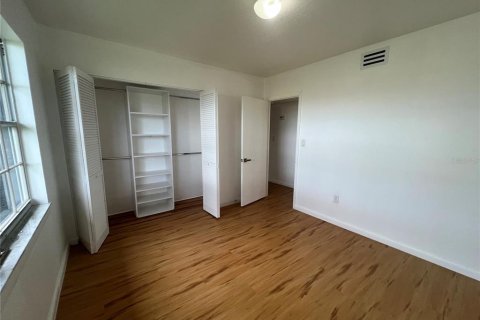 Condominio en alquiler en Punta Gorda, Florida, 2 dormitorios, 86.58 m2 № 1915820 - foto 11