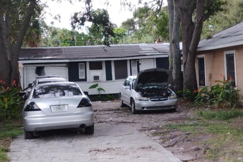Terreno en venta en Saint Petersburg, Florida № 1866287 - foto 2