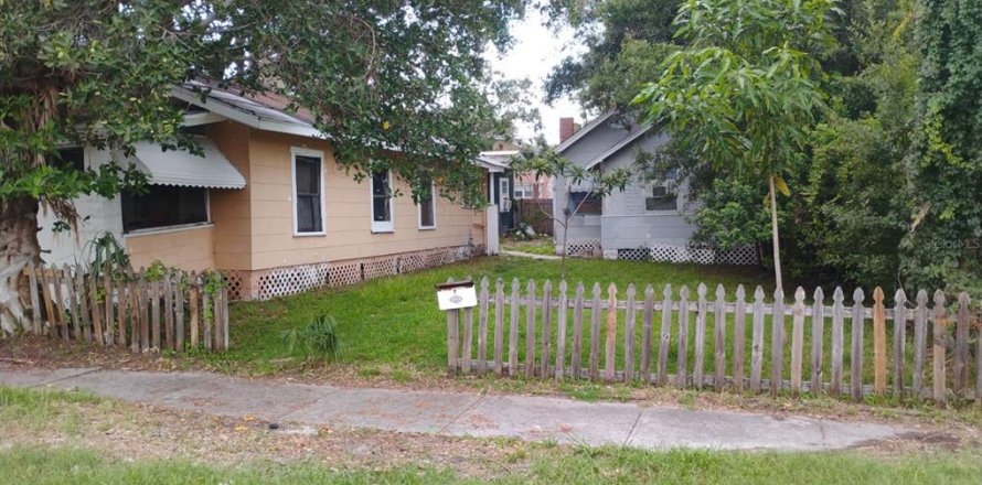 Terreno en Saint Petersburg, Florida № 1866287