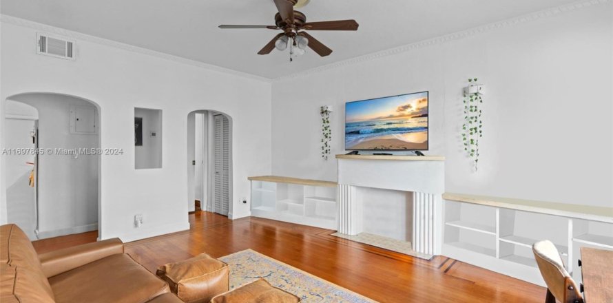 Condo à Miami Beach, Floride, 1 chambre  № 1729636
