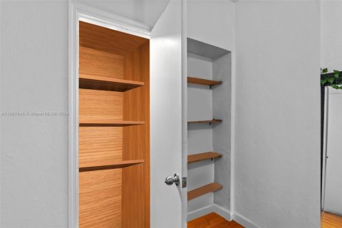 Copropriété à vendre à Miami Beach, Floride: 1 chambre, 50.17 m2 № 1729636 - photo 12