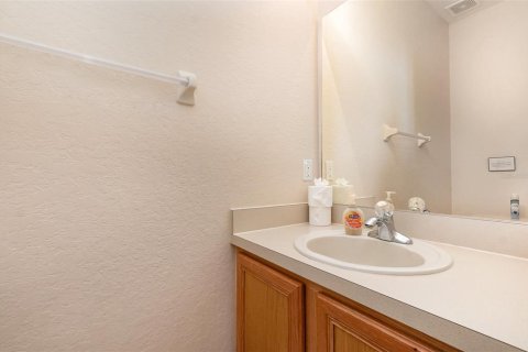 Condo in Davenport, Florida, 4 bedrooms  № 1680430 - photo 13