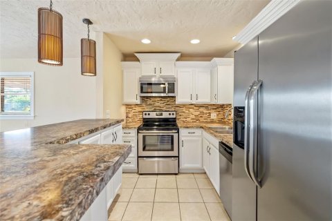 Villa ou maison à vendre à Bradenton, Floride: 2 chambres, 93.83 m2 № 2216345 - photo 14