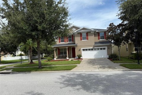 Casa en venta en Lutz, Florida, 5 dormitorios, 268.77 m2 № 1883519 - foto 2