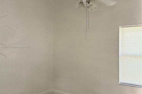 Appartement à louer à Hollywood, Floride: 1 chambre, 158.4 m2 № 1821615 - photo 5