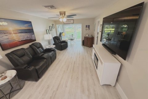 House in Clearwater, Florida 2 bedrooms, 86.86 sq.m. № 2099003 - photo 17