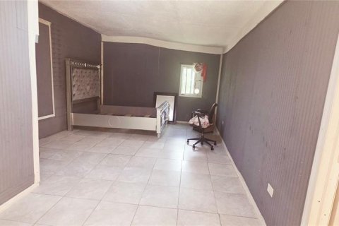 House in Orlando, Florida 7 bedrooms, 174.28 sq.m. № 2299473 - photo 7