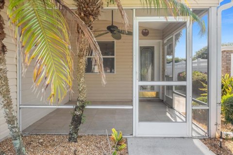 Casa en venta en The Villages, Florida, 2 dormitorios, 107.4 m2 № 1903754 - foto 2