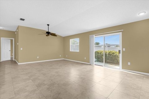Casa en venta en The Villages, Florida, 2 dormitorios, 107.4 m2 № 1903754 - foto 4