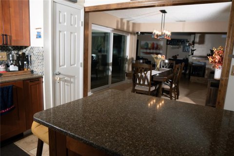 Villa ou maison à vendre à Pinellas Park, Floride: 3 chambres, 146.41 m2 № 2109103 - photo 6