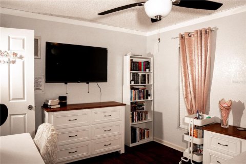 Villa ou maison à vendre à Pinellas Park, Floride: 3 chambres, 146.41 m2 № 2109103 - photo 29