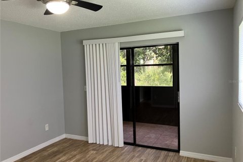 Condominio en alquiler en Temple Terrace, Florida, 2 dormitorios, 89.19 m2 № 1912049 - foto 30