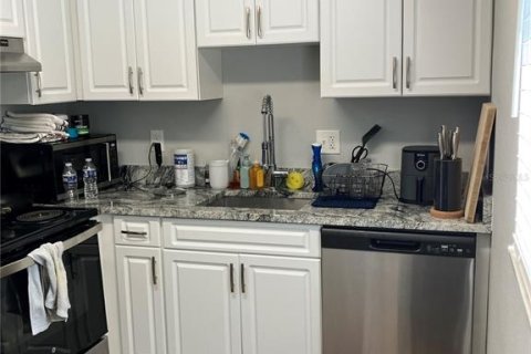 Condominio en alquiler en Temple Terrace, Florida, 2 dormitorios, 89.19 m2 № 1912049 - foto 15