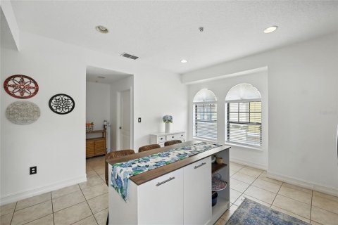 Touwnhouse à vendre à Lake Mary, Floride: 4 chambres, 198.07 m2 № 1899433 - photo 20