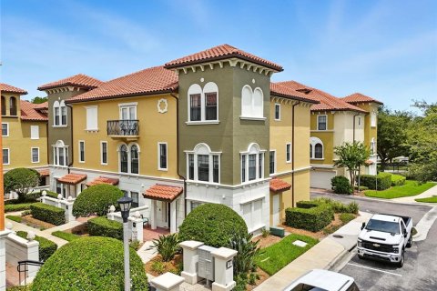 Touwnhouse à vendre à Lake Mary, Floride: 4 chambres, 198.07 m2 № 1899433 - photo 3