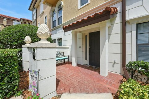 Touwnhouse à vendre à Lake Mary, Floride: 4 chambres, 198.07 m2 № 1899433 - photo 11