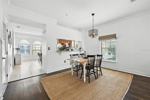 Touwnhouse à vendre à Lake Mary, Floride: 4 chambres, 198.07 m2 № 1899433 - photo 14