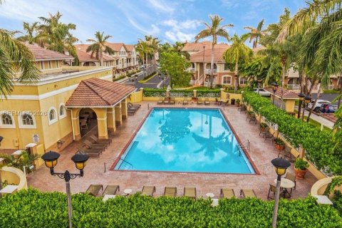 Copropriété à louer à Miami, Floride: 2 chambres, 112.04 m2 № 2063540 - photo 16