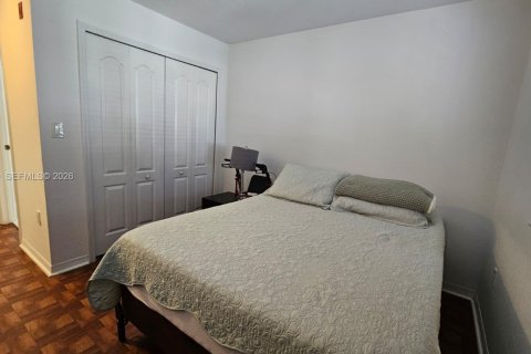 Copropriété à louer à Miami, Floride: 2 chambres, 112.04 m2 № 2063540 - photo 12