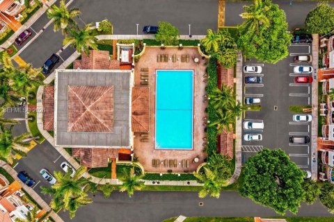 Copropriété à louer à Miami, Floride: 2 chambres, 112.04 m2 № 2063540 - photo 17