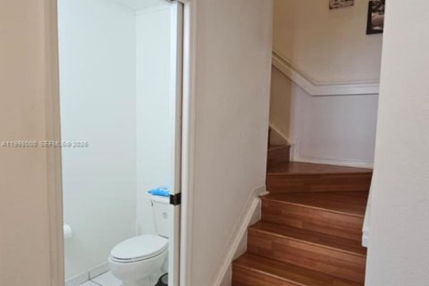 Copropriété à louer à Miami, Floride: 2 chambres, 112.04 m2 № 2063540 - photo 7
