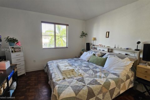 Copropriété à louer à Miami, Floride: 2 chambres, 112.04 m2 № 2063540 - photo 11