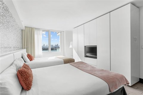 Condominio en venta en Miami Beach, Florida, 1 dormitorio, 64.47 m2 № 1990221 - foto 12