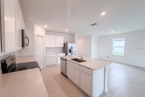 Villa ou maison à vendre à Davenport, Floride: 6 chambres, 228.82 m2 № 2306522 - photo 8