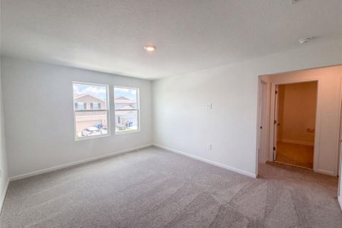 Villa ou maison à vendre à Davenport, Floride: 6 chambres, 228.82 m2 № 2306522 - photo 11