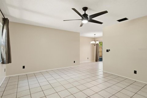 House in Oldsmar, Florida 3 bedrooms, 110.55 sq.m. № 2126104 - photo 7
