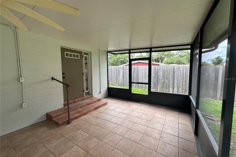 Снять в аренду виллу или дом в Винтер-Парк, Флорида 3 спальни, 107.02м2, № 1785582 - фото 17