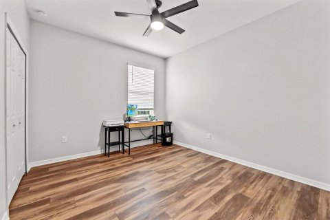 Casa en venta en Port St. Lucie, Florida, 4 dormitorios, 221.2 m2 № 2403992 - foto 27