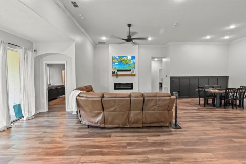 Casa en venta en Port St. Lucie, Florida, 4 dormitorios, 221.2 m2 № 2403992 - foto 8
