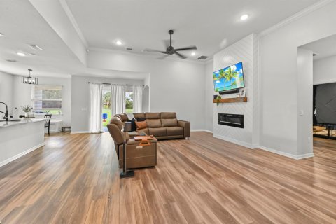 Casa en venta en Port St. Lucie, Florida, 4 dormitorios, 221.2 m2 № 2403992 - foto 6
