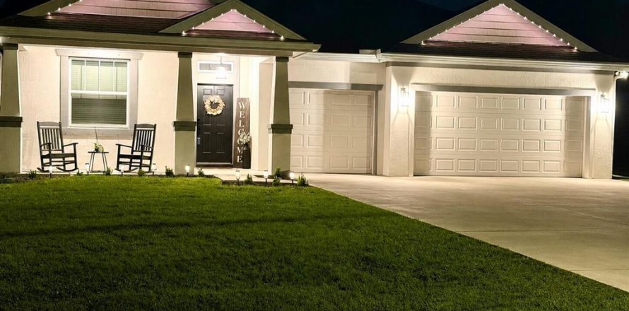 Casa en Port St. Lucie, Florida 4 dormitorios, 221.2 m2 № 2403992