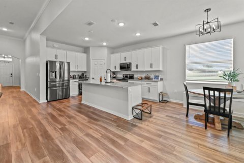 Casa en venta en Port St. Lucie, Florida, 4 dormitorios, 221.2 m2 № 2403992 - foto 14