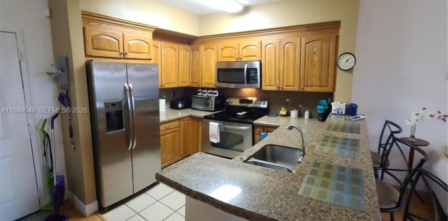 Condo à Cutler Bay, Floride, 2 chambres  № 2153036