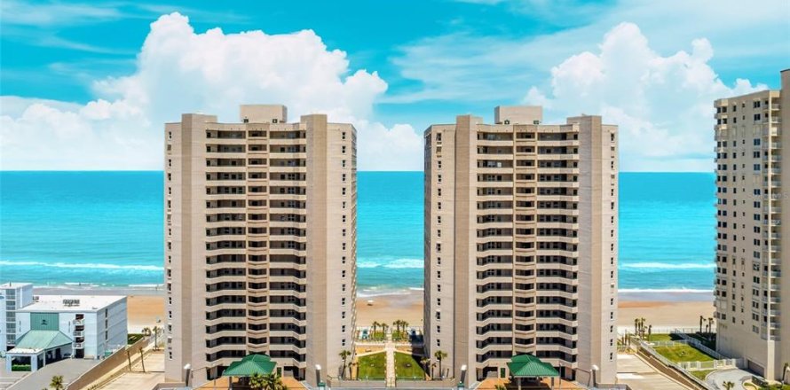 Condo in Daytona Beach Shores, Florida, 3 bedrooms  № 2227026