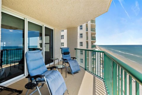 Condo in Daytona Beach Shores, Florida, 3 bedrooms  № 2227026 - photo 11