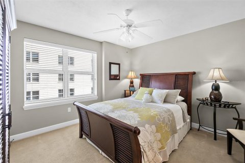 Condo in Daytona Beach Shores, Florida, 3 bedrooms  № 2227026 - photo 27