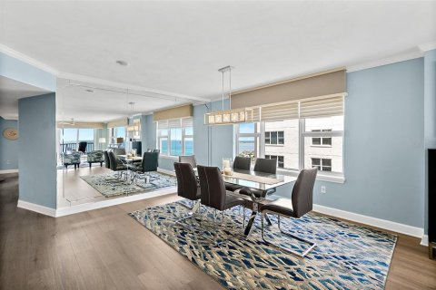 Condo in Daytona Beach Shores, Florida, 3 bedrooms  № 2227026 - photo 13