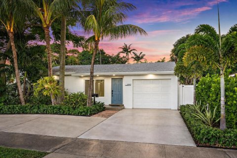 Villa ou maison à vendre à West Palm Beach, Floride: 3 chambres, 111.85 m2 № 2417893 - photo 2