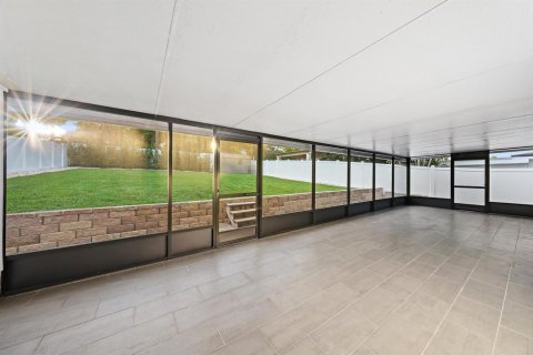 Villa ou maison à vendre à West Palm Beach, Floride: 3 chambres, 111.85 m2 № 2417893 - photo 24