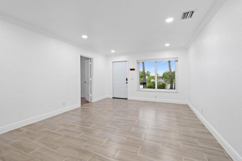 Villa ou maison à vendre à West Palm Beach, Floride: 3 chambres, 111.85 m2 № 2417893 - photo 7