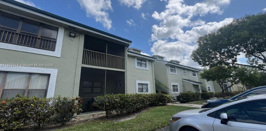 Condominio en Sunrise, Florida, 1 dormitorio № 1925562
