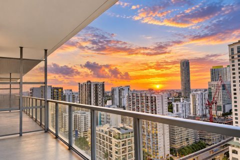 Condo à Miami, Floride, 2 chambres  № 2401858
