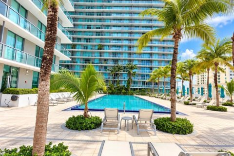 Copropriété à vendre à Miami, Floride: 2 chambres, 94.11 m2 № 2401858 - photo 25