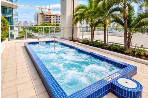 Copropriété à vendre à Miami, Floride: 2 chambres, 94.11 m2 № 2401858 - photo 26